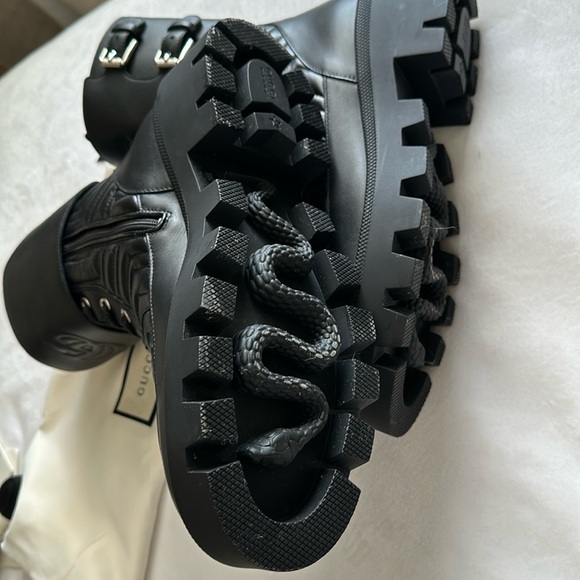 GUCCI Nappa Frances Interlocking GG Black Leather Combat Boots 8 Made in Italy - Picture 6 of 9